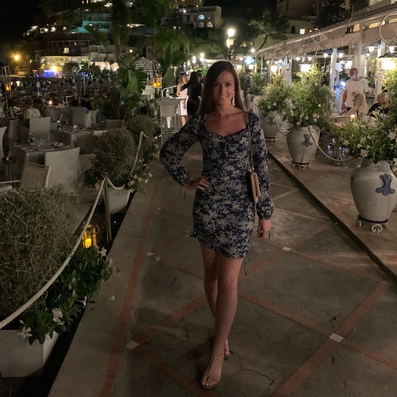 Meet your Posher, Ilona - Picture 3 of 3